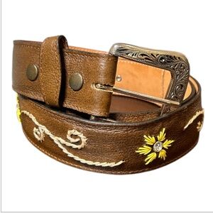Handcrafted Flower Embroidered Western Leather Belt Women’s Sz L Made in Mexico